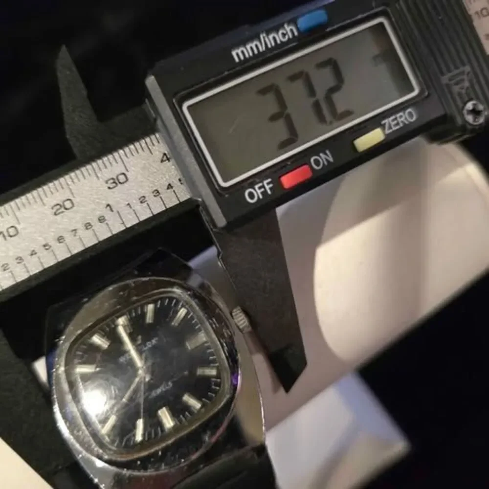 Vintage Westclock 17 jewel mechanical watch